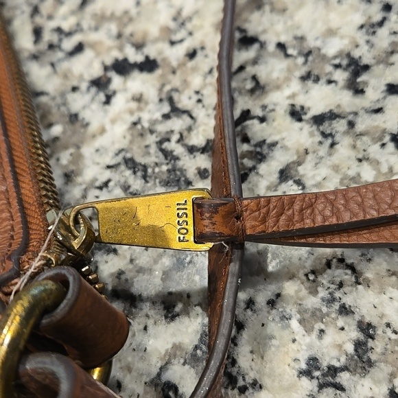 FOSSIL LEATHER PATCHWORK CROSSBODY BAG. - Picture 5 of 12